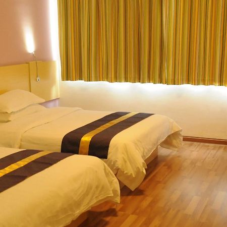 Yuanman Hotel Huizhou Yongwang Plaza Buitenkant foto