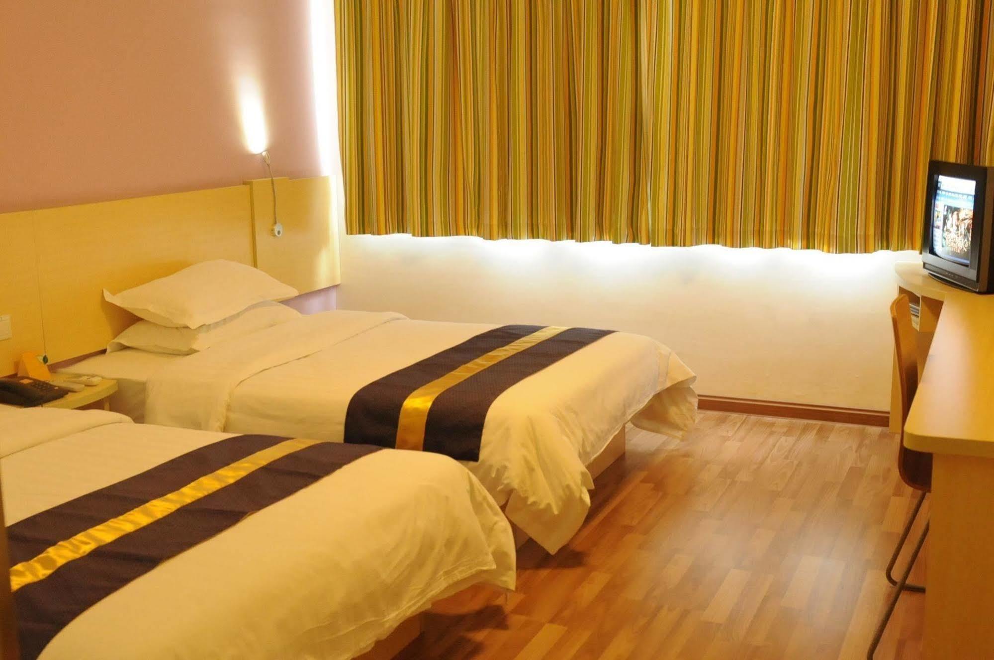 Yuanman Hotel Huizhou Yongwang Plaza Buitenkant foto